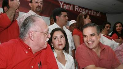 En mejores tiempos, Jaime, Yani y Claudia de Rosenthal durante la última campaña para las elecciones internas del Partido Liberal.