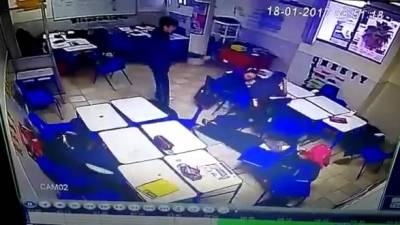 Un estudiante mexicano disparó contra sus compañeros, maestra y luego se suicidó, en un hecho que ha conmocionado al país.