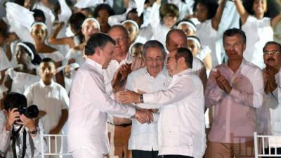 El presidente de Colombia, por cuyas exitosas negociaciones con las FARC recibió el año pasado el Premio Nobel de la Paz. (AFP/Archivo)