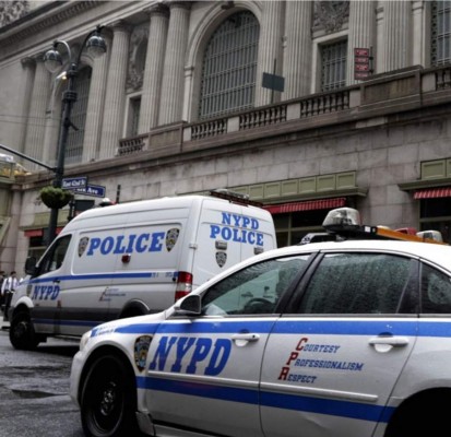 Asesinan a 2 mujeres y una niña en Nueva York en supuesto caso de violencia doméstica