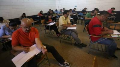 En el Instituto Central Vicente Cáceres aplicaron las pruebas.