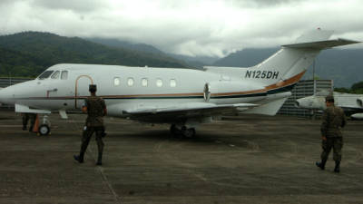 La aeronave permanece sellada y está custodiada en la Base Aérea de La Ceiba. Las autoridades investigan si transportaba algún producto ilícito al país.