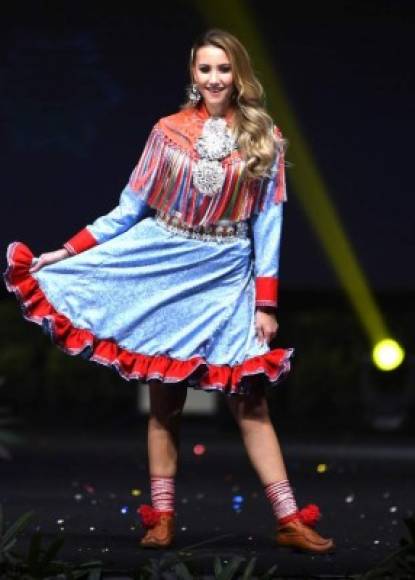 Susanne Guttorm, Miss Norway 2018 poses on stage during the 2018 Miss Universe national costume presentation in Chonburi province on December 10, 2018. (Photo by Lillian SUWANRUMPHA / AFP)