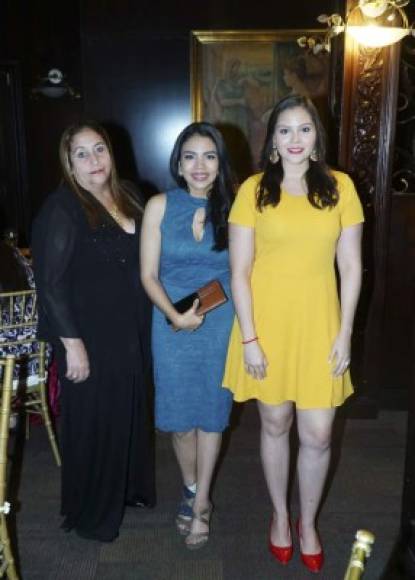 Bartola Oviedo, Liliam Garay y Giselle Orellana.