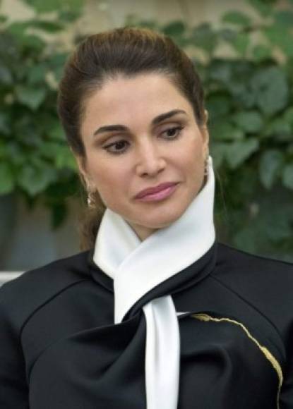 La reina Rania de Jordania durante la reunión del presidente Trump y el rey Abdalá II de Jordania.