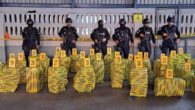 La policía guatemalteca incautó 1,3 toneladas de <b>cocaína.</b>