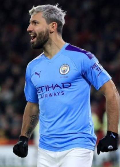 Sergio Agüero va a cumplir diez años en el Manchester City. No ha tenido continuidad en los últimos cursos y puede dejar Inglaterra el próximo verano. A sus 32 años y la idea de un último gran contrato, tiene a decisión en su mano.