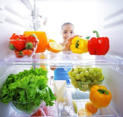 Los 10 alimentos que no debes guardar en la refrigeradora