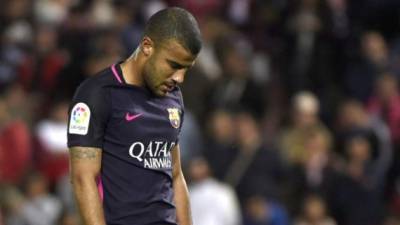 El volante Rafinha no estará por 4 meses con el Barcelona. FOTO EFE / Miguel Ángel Molina.