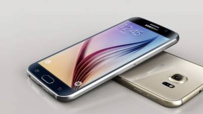 En algunos países, los clientes han cambiado sus Galaxy S6 por el más nuevo S7, creando un excedente que ahora Samsung tratará de capitalizar.