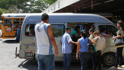 Los buses en los que viajan los universitarios y profesores de la Unah-vs son carnadas para los delincuentes.