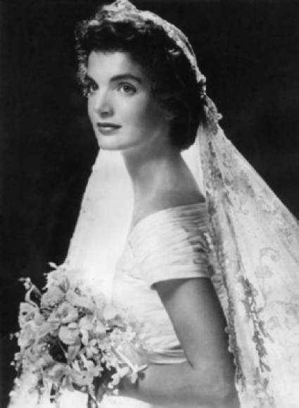 Jacqueline Kennedy se convirtió en 1961 en la primera dama estadounidense más joven de la historia y en un ícono de estilo para toda una generación.
