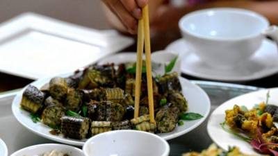 Este tipo de comidas exóticas son un atractivo para muchos turistas.Foto.AFP
