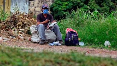 La destrucción de casas y granjas por dos huracanes gemelos, la escasez y reducción de alimentos, la falta de empleos está suscitando también una oleada de migración.