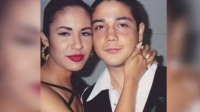 La recordada Selena y su viudo Chris Pérez.