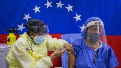 Venezuela comenzó en marzo su campaña de vacunación con las rusas Sputnik V y la del laboratorio chino Sinopharm.