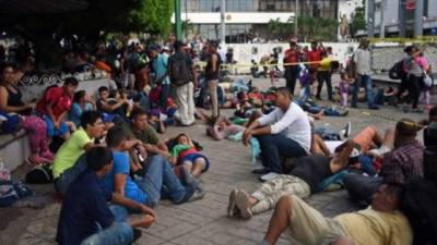 En abril pasado fueron detenidos 178,120 indocumentados que cruzaron la frontera con México, la cifra más alta para ese mes registrada desde el año 2000.