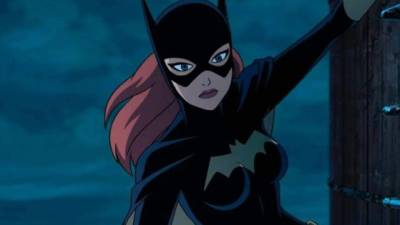 Las actrices Leslie Grace, de origen dominicano, e Isabela Merced, de origen peruano, figuran entre las opciones que baraja el estudio Warner Bros. para dar vida a la superheroína Batgirl en una nueva película.
