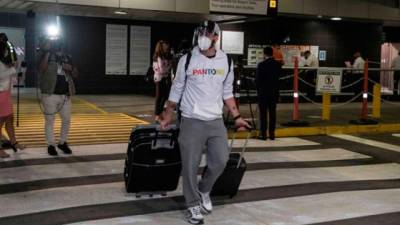 Un avión de la aerolínea Iberia aterrizó con más de 200 personas en el aeropuerto internacional Juan Santamaría en San José.