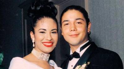 A 25 años de su muerte, el recuerdo de la querida cantante Selena Quintanilla sigue intacto. Y la polémica continúa a su alrededor. Pero esta vez es su viudo Chris Pérez quien protagoniza un nuevo escándalo con la familia Quintanilla.