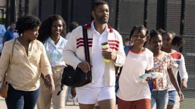 Will Smith da vida al padre de las hermanas Venus y Serena Williams en 'King Richard'.