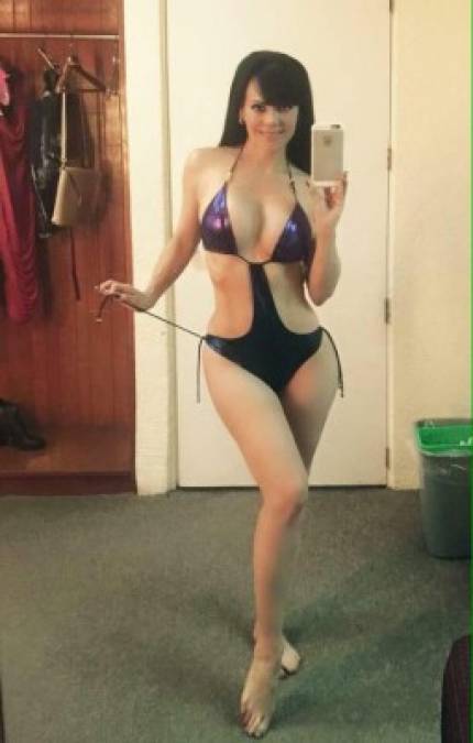 De igual forma Maribel Guardia es objeto de deseo por miles de hombres.