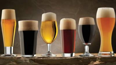 La cerveza se puede tomar de forma moderada que ayuda a la salud en general.