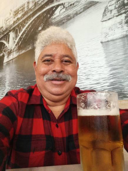 El polémico exdiputado y ahora analista político disfrutó de una cerveza en la Nochebuena y aprovechó para publicar la fotografía en su cuenta de X (antes Twitter). 
