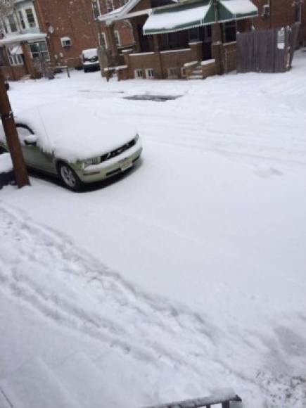 Juan Aguilar mostró como luce su vecindario tras las nevadas en Nueva Jersey.