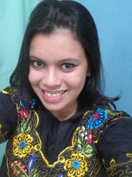 Según la información del perfil de Facebook de Aydil, ella estudió en la Universidad Pedagógica Nacional Francisco Marazán y era originaria de El Progreso, Yoro.