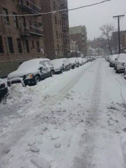 Anthony Barrios compartió esta imagen desde el Bronx, en la ciudad de Nueva York, que registró una temperatura de -12,7 ºC, la más baja que se registra en un siglo.