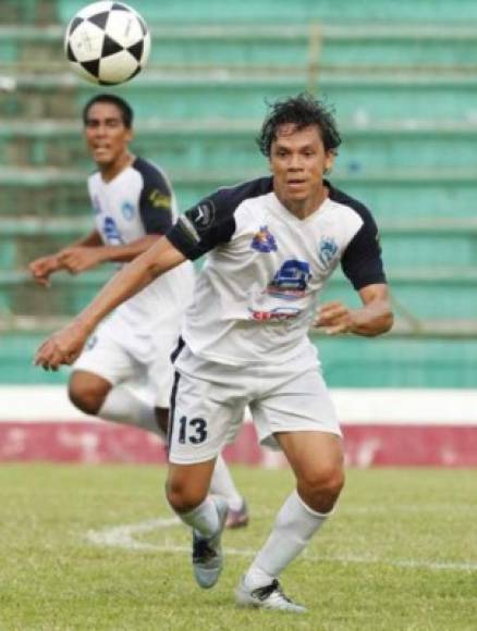 El futbolista Jesús Navas, ex Olimpia, Necaxa e Hispano, milita en el Comayagua FC de la Segunda División. Jugó también en el Aurora de Guatemala.