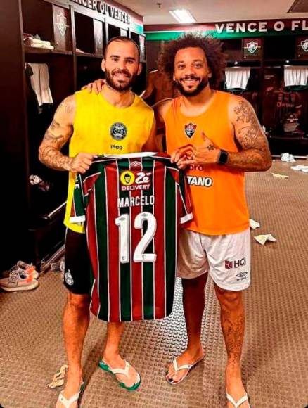 El futbolista de 30 años fichó por el Coritiba de Brasil, un modesto club que militó en el Brasileirao, ya que el sábado pasado también perdió la categoría.