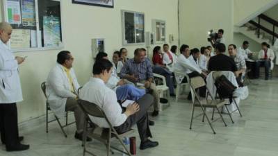 Los médicos continuarán presentándose en el hospital en su horario habitual, pero sin atender pacientes.