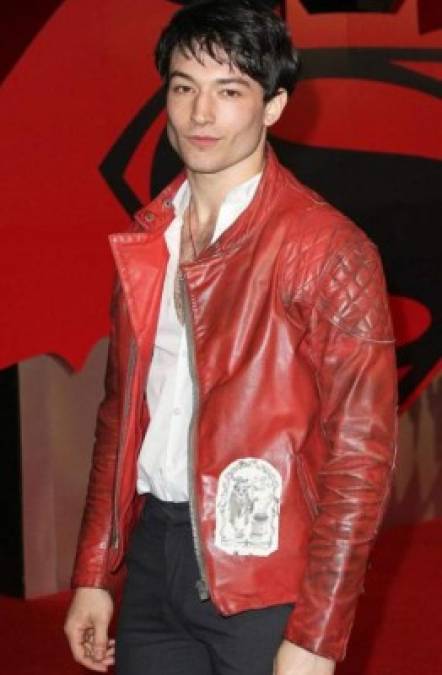 Ezra Miller <br/>He aquí otro ejemplo de que hasta entre los superhéroes hay diferencias... sobre todo monetarias.<br/>