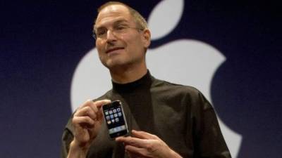 Amado por unos y criticado por otros, Steve Jobs fue uno de los arquitectos que ayudaron a diseñar nuestro mundo tecnológico moderno.
