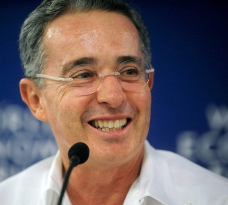 Escándalo de Álvaro Uribe en el Senado de Colombia