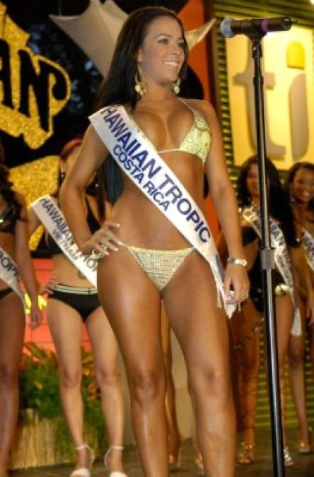 Andrea Salas fue Miss Hawaiian Tropic en 2006.