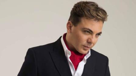 El artista mexicano Cristian Castro ha cerrado por sorpresa su cuenta de Instagram tan solo unos días después de haberla usado para presentar a su nueva novia, Maite, y proclamar a los cuatro vientos lo enamorados que están.