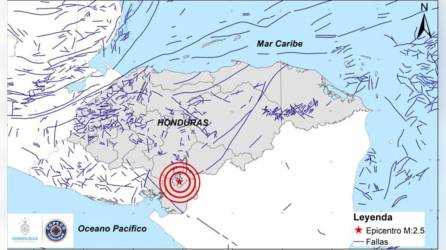 Fotografía del mapa de Honduras con punto del epicentro.
