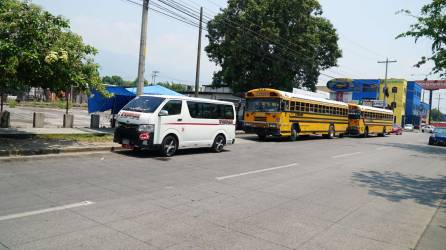 En el punto de Nuevo San Juan en La Lima fueron retirados todos los autobuses.