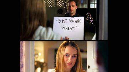 Una escena de la película británica, Love Actually en actúan Keira Knightley y Andrew Lincoln.