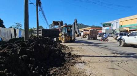 Ya hay maquinaria trabajando en la ampliación del bulevar Circunvalación en Danlí, El Paraíso.