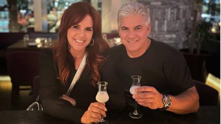 Raúl Quintero y María Celeste Arrarás no estaban casados, pero formaban una de las parejas más queridas del gremio televisivo de Miami.