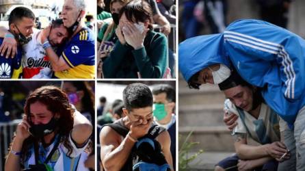 Los aficionados argentinos lloraron la muerte de Diego Maradona y lo despidieron con mucha tristeza en la Casa Rosada del Gobierno en Buenos Aires.