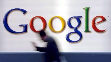 Vista del logo de Google, en una fotografía de archivo. EFE/Boris Roessler
