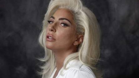 Ronsen señala que Lady Gaga copió una progresión de tres notas en 'Shallow' de su sencillo 'Almost'.