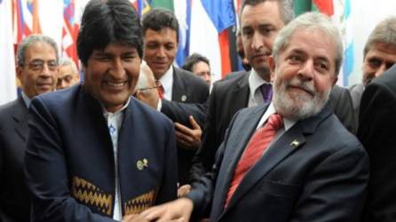 Imagen de archivo de los expresidentes Evo Morales y Lula da Silva.
