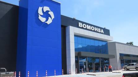 La nueva y moderna sucursal principal de Bomohsa está ubicada en Avenida Nueva Orleans del barrio La Guardia, entre 26 y 27 calle.