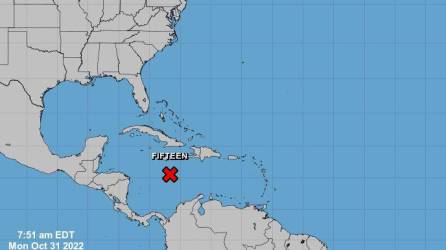 La trayectoria de la potencial tormenta Lisa, según los modelos del Centro Nacional de Huracanes (NHC) de Estados Unidos.